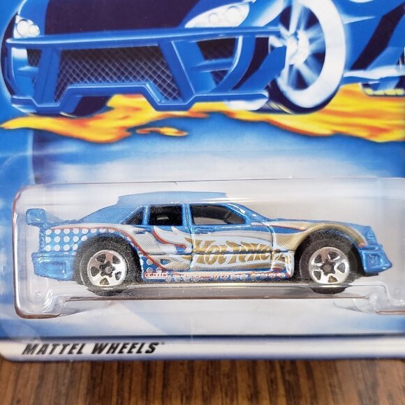 Hot Wheels 2001 Mainline Mercedes C-Class Blue w/ Gold Flames #171 - Picture 3 of 8